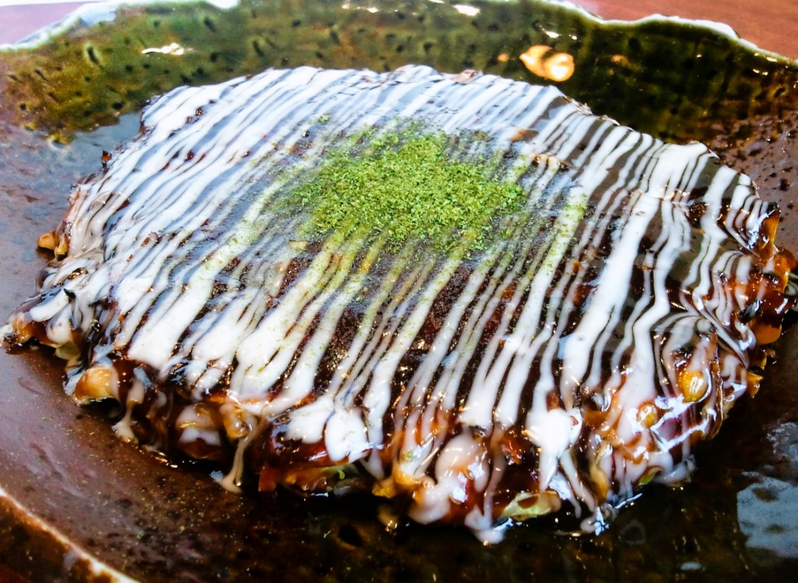 大阪仕込みの、お好み焼き